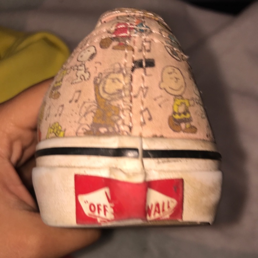 Charlie brown vans (exclusive)